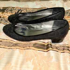 Coach Odette Leather Black Logo Signature Low Block Heel Bow Tassel